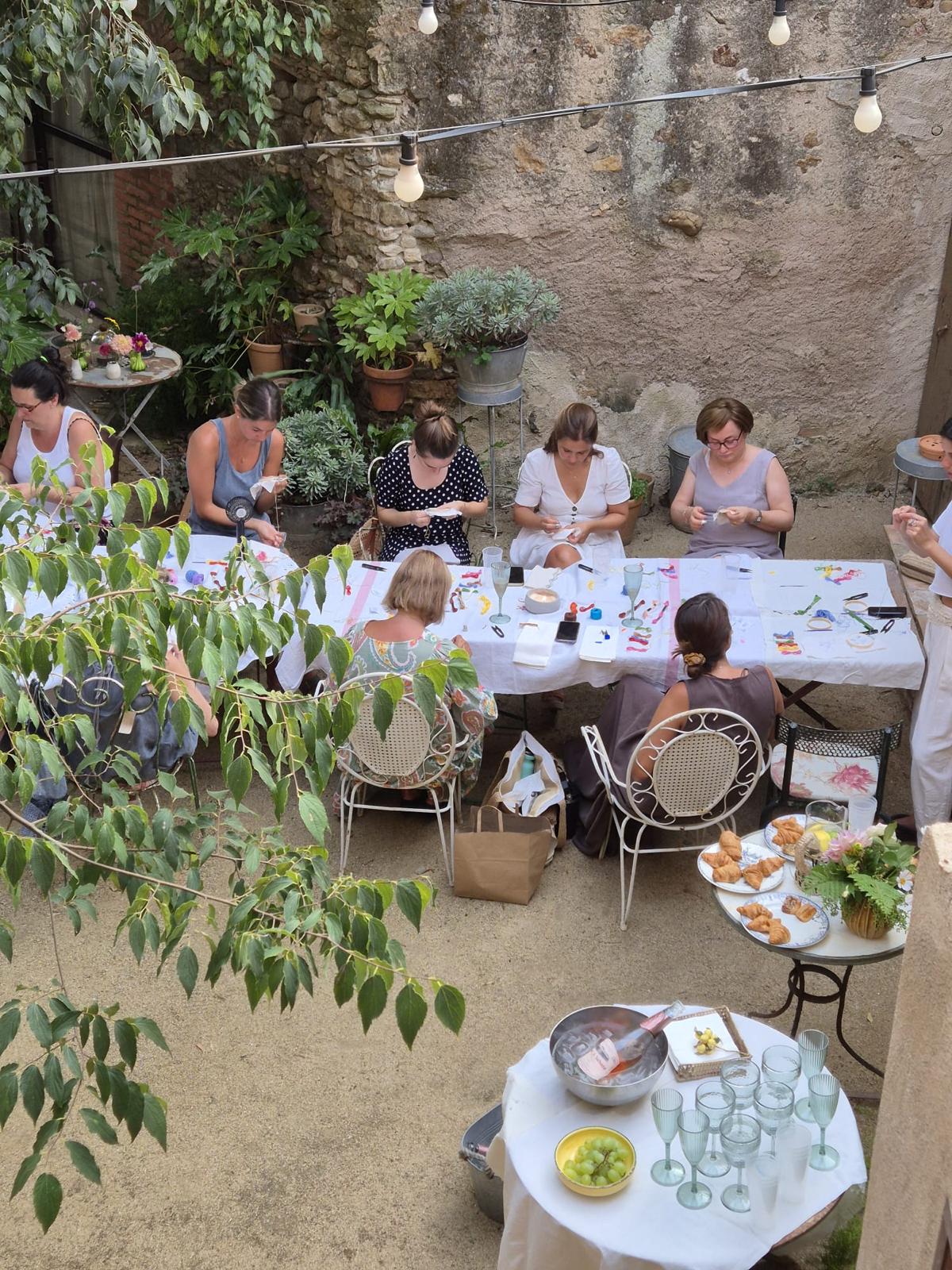Comitè de sastre; un estiu brodat